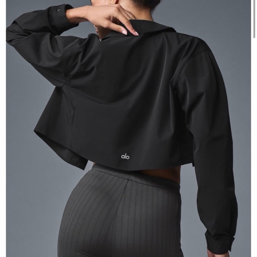 alo Cropped Take Me Out Button Up Black